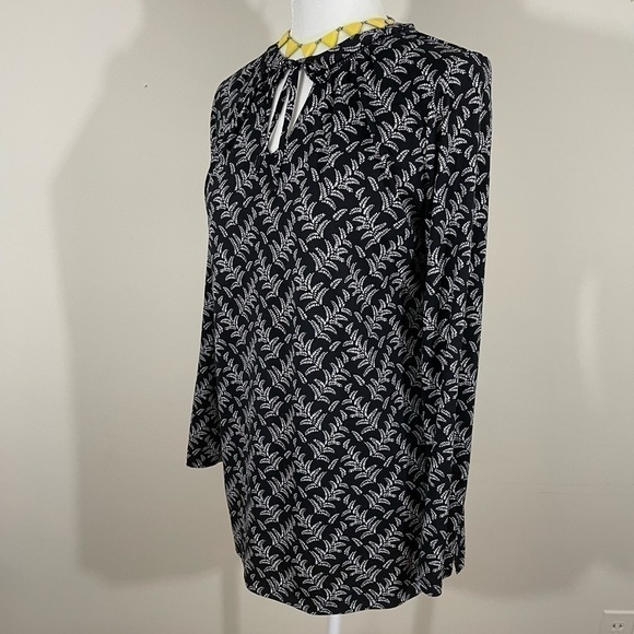 Liz Claiborne Sz med tunic style top black/ white print - Picture 8 of 11